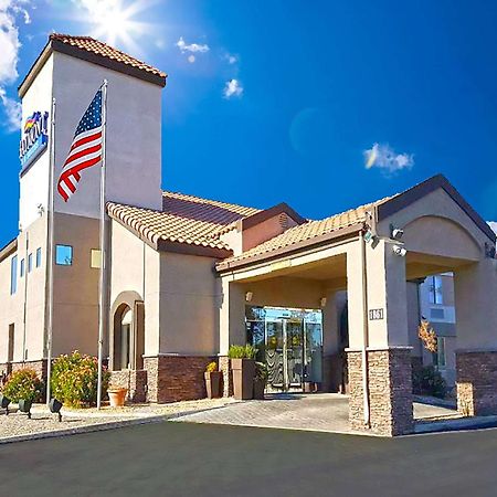 Hotel Baymont By Wyndham Barstow Historic Route 66 Exterior foto