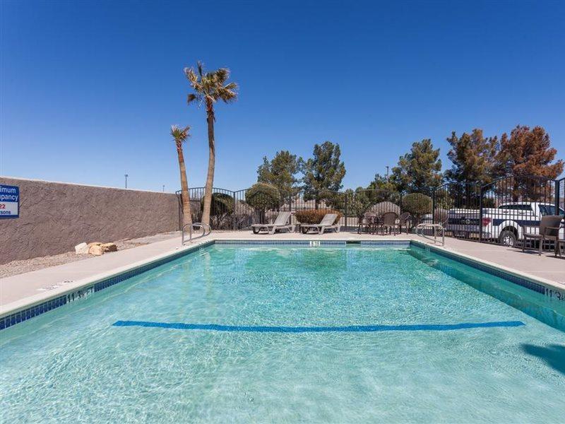 Hotel Baymont By Wyndham Barstow Historic Route 66 Exterior foto